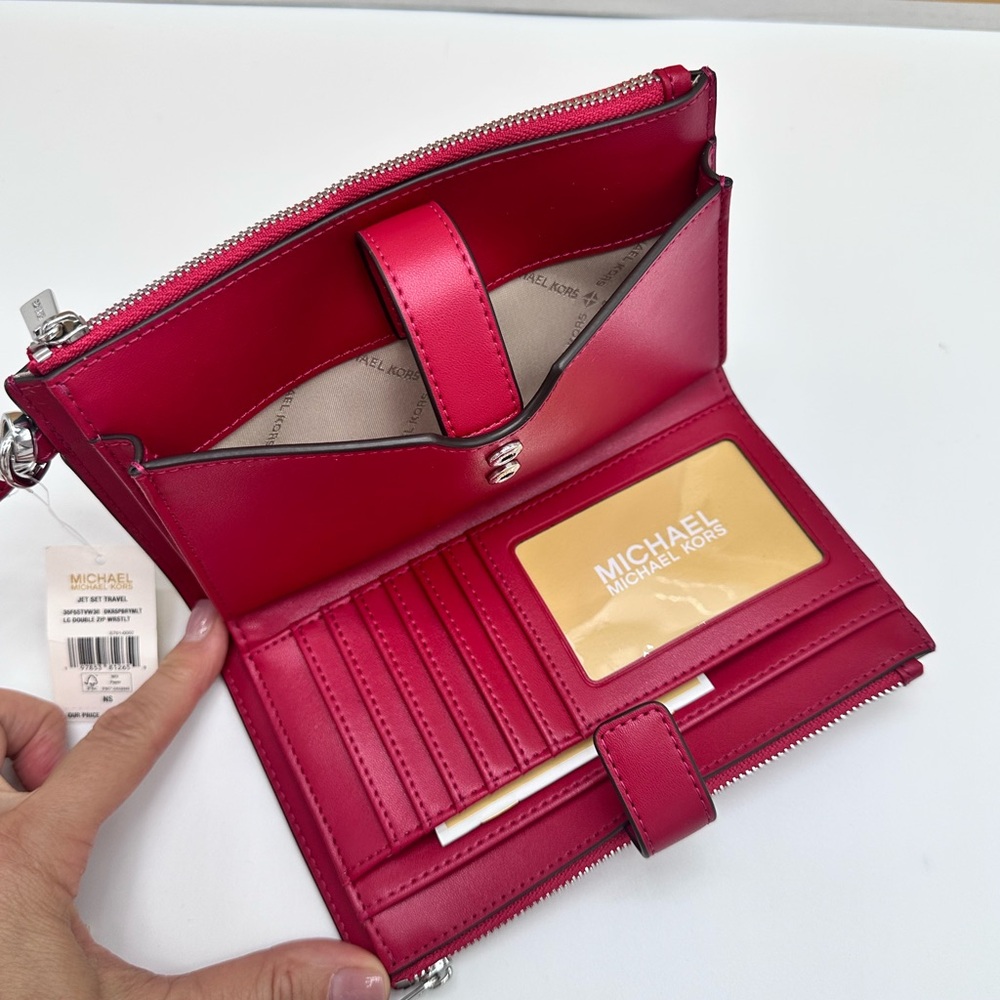 MICHAEL KORS
Jet Set Large Ombré Logo Wristlet Dark Raspberry color - Picture 8 of 15